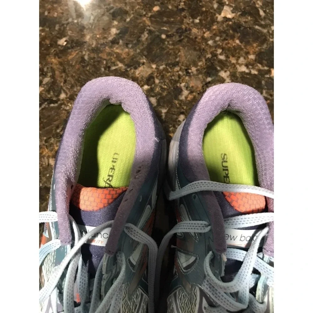 New balance womens 9 running shoes blue